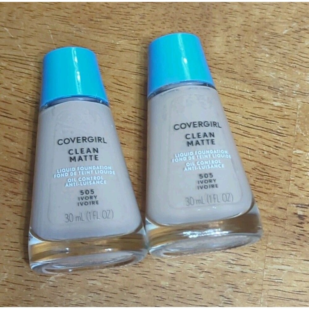 2x Covergirl Clean Mate Liquid Foundation 505 Ivory 1 fl oz New Oil Shine Free